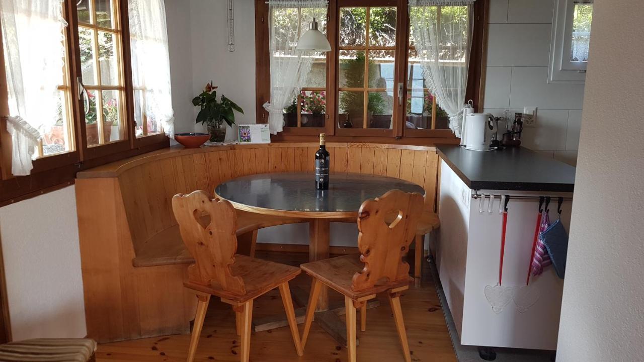 Traumhaftes Chalet Mit Seesicht Krattigen Экстерьер фото