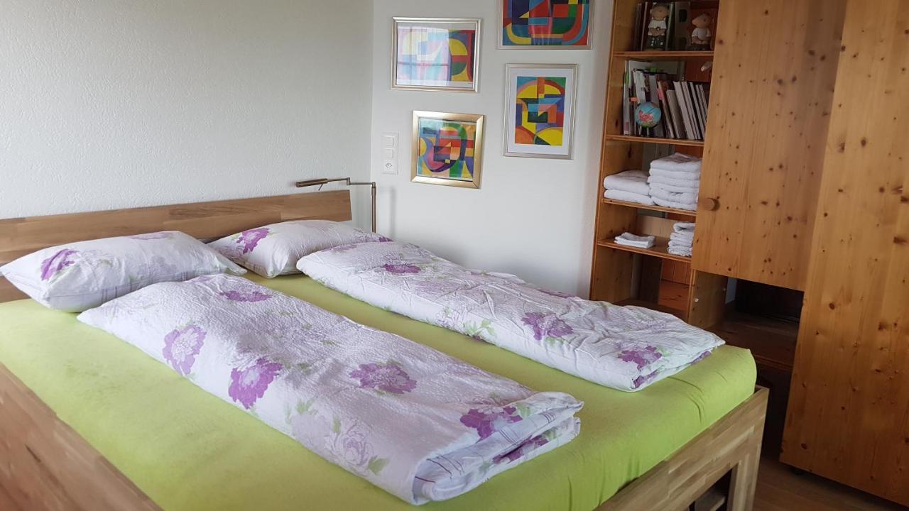 Traumhaftes Chalet Mit Seesicht Krattigen Экстерьер фото