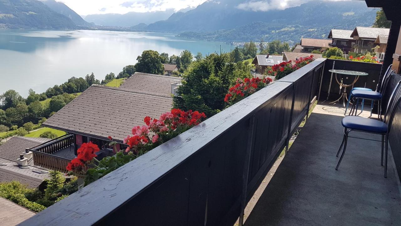Traumhaftes Chalet Mit Seesicht Krattigen Экстерьер фото